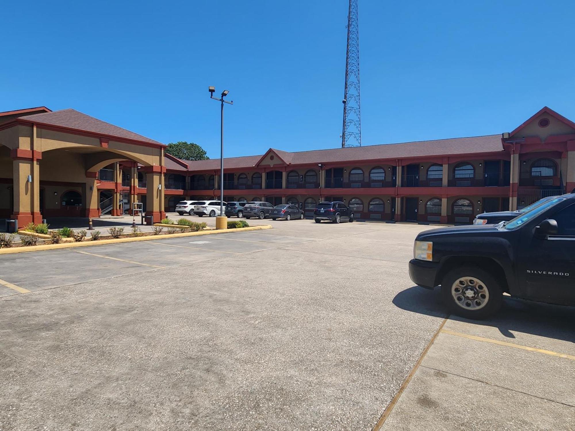 Scottish Inn And Suites Beaumont Exterior foto